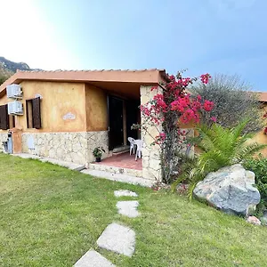 Casa vacanze Erika Castiadas