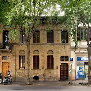 modern-apartment-in-florence.it-tuscanyhotel.com/