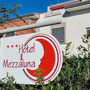 Mezzaluna *** טרוויסו